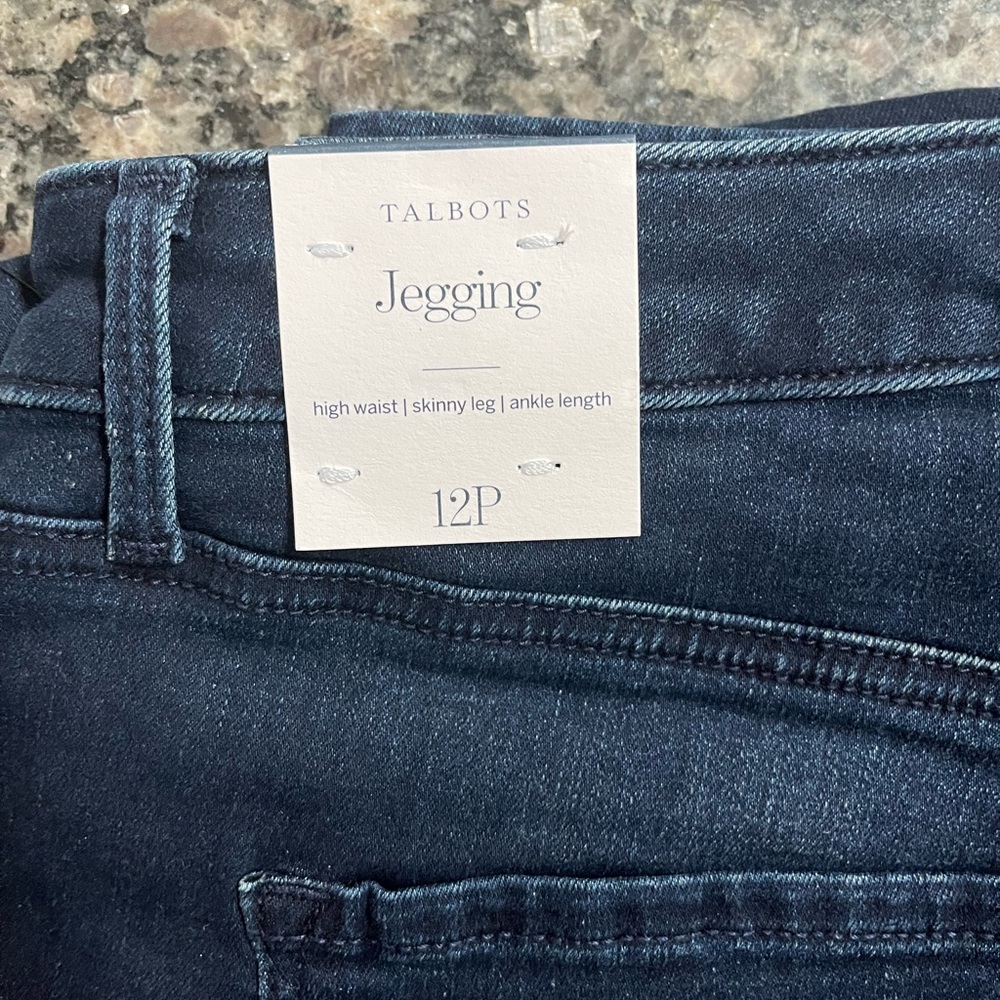 Talbots NWT Jeggings dark wash size 12p